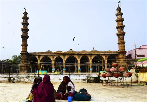 10 Places to Visit In Ahmedabad for Couples - Hello Travel Buzz