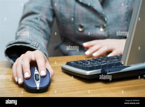 No Hands Person Using Computer 的图像结果