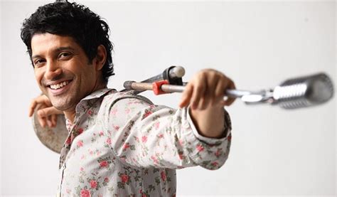 Farhan Akhtar In A Never Before Look, To Play A Bhojpuri Actor In ...