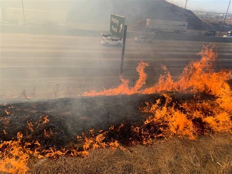 Hill fire in Jurupa Valley now 30% contained, all evacuations lifted ...