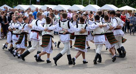 Min-On Music Journey No. 02: Republic of Moldova | English - Min-On Website