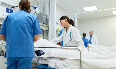 49-Year-Old Woman Survives Life-Threatening Bariatric Complications at ...