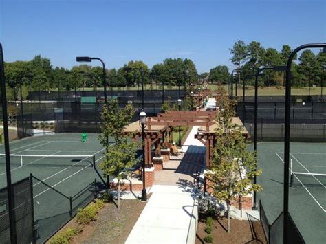 Tennis Club 的图像结果