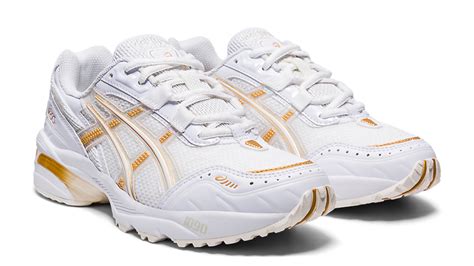 asics womens gel 1090