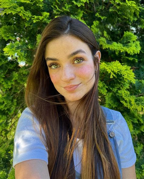 Jordana Vucetic.🌷 | Esse potinho é o responsável pela saúde da minha pele e cabelos. São ...