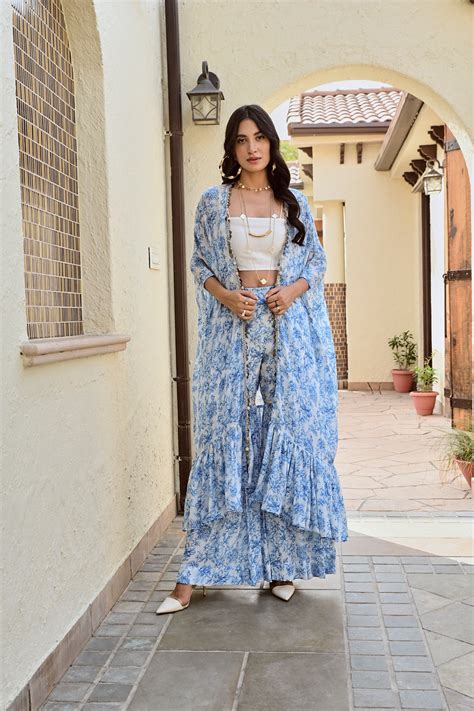 BLUE RHEA CAPE, CROP TOP AND FLAIR PANTS SET OF THREE – palakandmehak