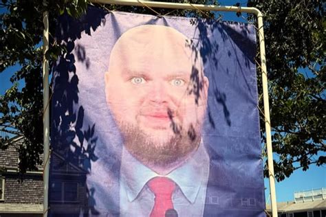 JD Vance Confronted With Bald Meme While Attending RNC Fundraiser | The ...