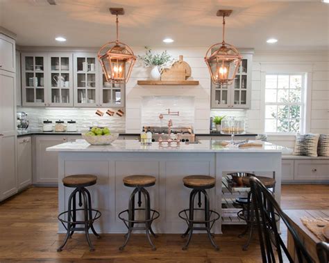 Farmhouse Kitchen Decor: A Timeless Blend of Comfort and Charm - Home ...