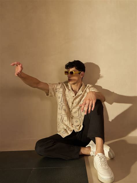 Olive Green Baggy Fit Korean Trouser - Dennison – Dennison Fashion India