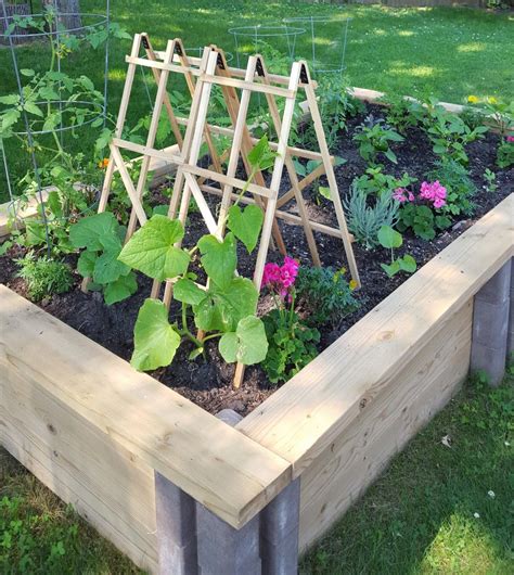 Oldcastle planter wall block found only at Home Depot | Garden layout ...