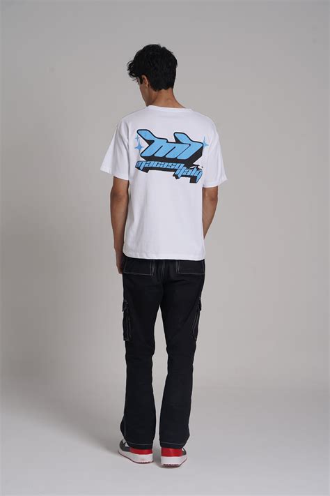 Boxy Fit Typo T-shirt - Trendy Oversized Look | Macaso Italy