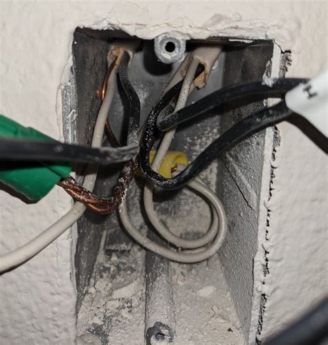 Why are there two black wires connected to the bottom of my three-way ...