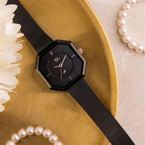Buy Online Fastrack Vyb Prodigy Quartz Analog Black Dial Stainless ...