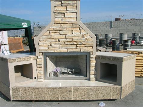 Backyard Store 的图像结果