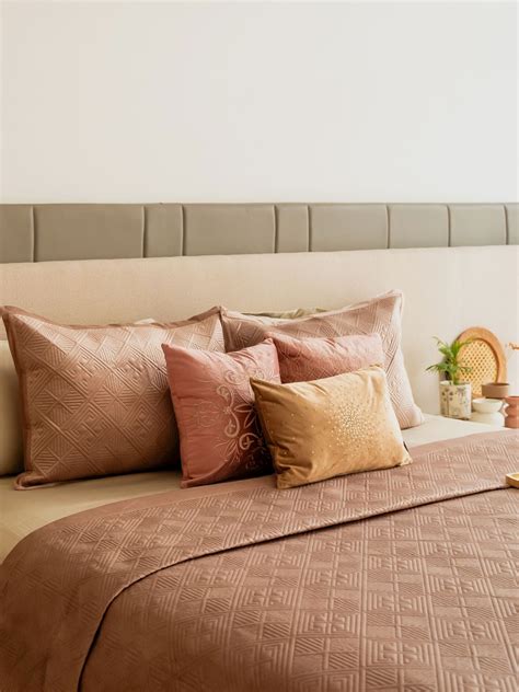 Sadyaska Store - Luxury Bedding and Home Linen Brand