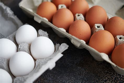The Difference Between Brown and White Eggs | Taste of Home