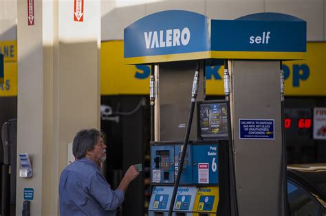 California Governor Newsom Slams Valero’s Profits From Record Fuel ...