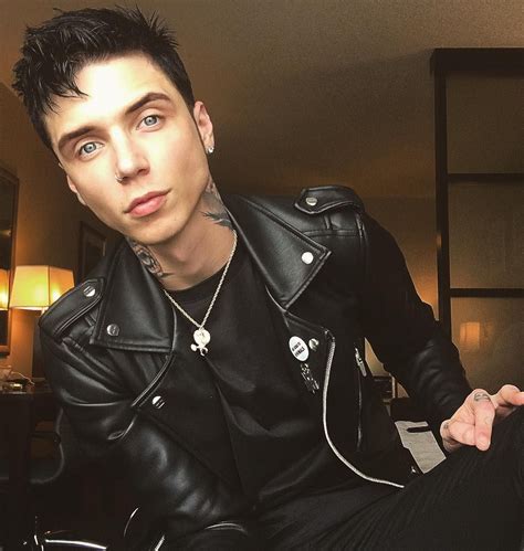 Andy Black, Andy Biersack, Beautiful Men, Beautiful People, Bvb Fan, Andy Sixx, Black Veil ...