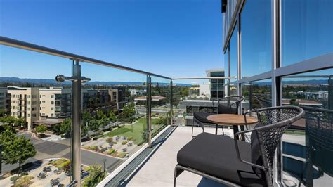 Hotel Rooms and Suites in Mountain View, CA | Hyatt Centric Mountain View