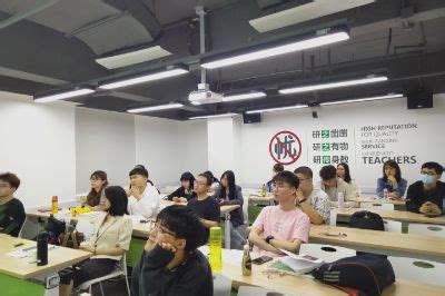 广州海珠区新东方英语六级培训班收费多少？