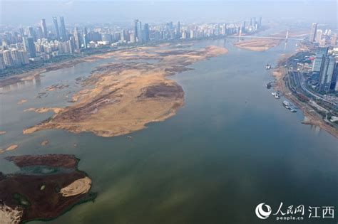 江西南昌：赣江水位止跌回升_腾讯新闻