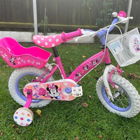 Minnie Mouse bike in DY4 Sandwell for £60.00 for sale | Shpock