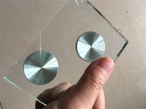 粘玻璃和金属的胶水，我选择强度高无胶痕的玻璃粘金属UV胶水-聚力胶水