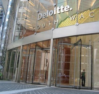 Deloitte Oman Office Photos