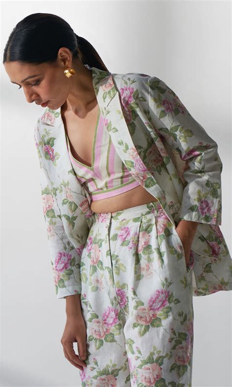 Layla - White Floral Blazer With Bustier And Trouser- Set Of 3 ...