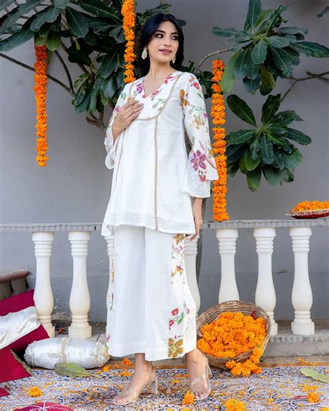 Label Aditi Hundia Elara co-ord set Price in India - Buy Label Aditi ...