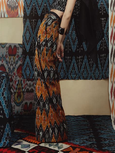 GROOVE PANTS – The Ikat Story