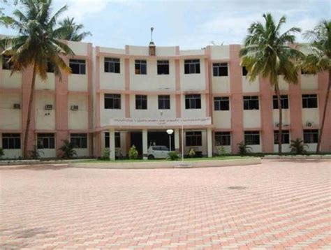 Arulmigu Palaniandavar Arts College for Women Dindigul Campus: Photos ...