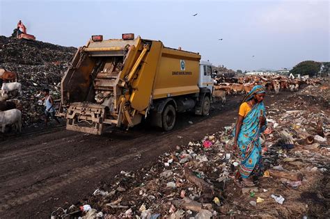 What is the status of dumpsite remediation across India