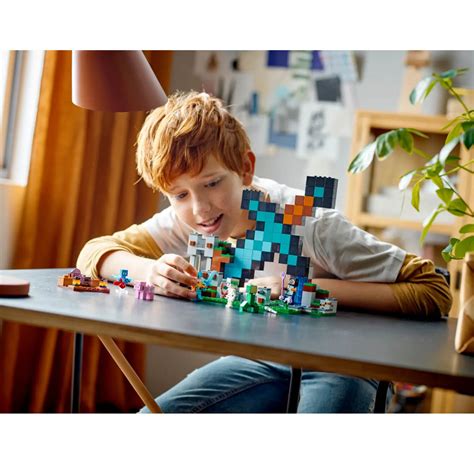 Image result for Espada Mine Craft LEGO Tutorial