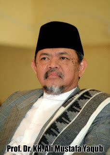 Mustofa Yaqub: Hukum Memelihara Jenggot, Sunnah atau Mubah ...