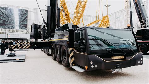 The ultimate machine on eight axles: The LTM 1650-8.1 as successor of ...