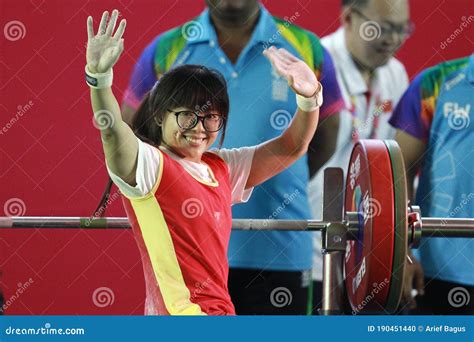 Zhe Cui of China Celebrates after Win Gold Medal in Asian Para Games ...