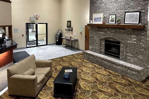 QUALITY SUITES NEAR WEST ACRES (Fargo) - Hotel Reviews, Photos, Rate ...