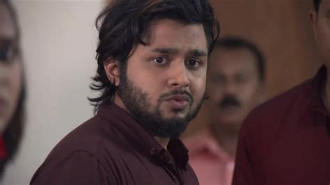 Chembarathi TV Serial - Watch Chembarathi Online All Episodes (1-949 ...