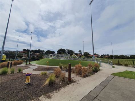 Chifley Sportsfield 的图像结果