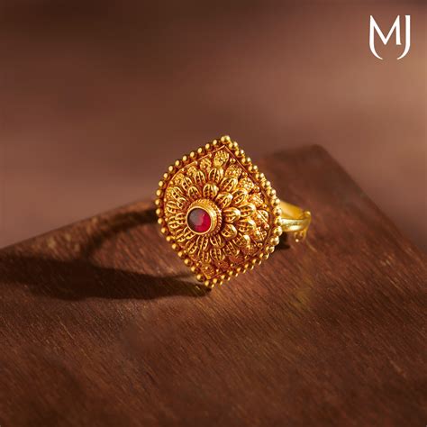 Buy Gold Finger Rings Online India - Manubhai Jewellers