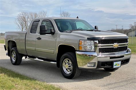 37k-Mile 2007 Chevrolet Silverado 2500HD LT Extended Cab Duramax Z71 4x4 for sale on BaT ...