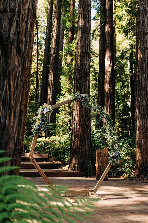 How to Have a Wiccan or New Age Wedding: Spiritual Wedding Ceremonies ...