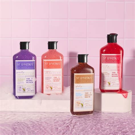 The Holiday Collection – St. D’vencé