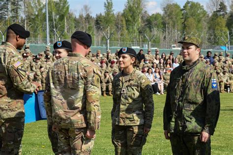 BLC Graduation 的图像结果