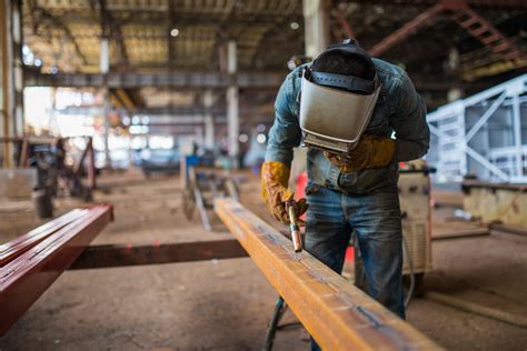 Manufacturing Machine Operator 的图像结果