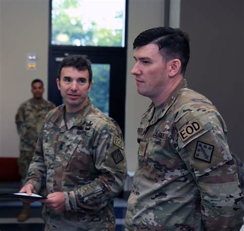 U.S. Army major earns prestigious Master Explosive Ordnance Disposal ...