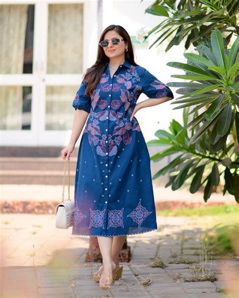 Label Madhuri Thakkar - Designer Indian Ethnic Wear for Women