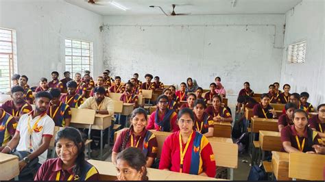 B Tech Colleges 的图像结果