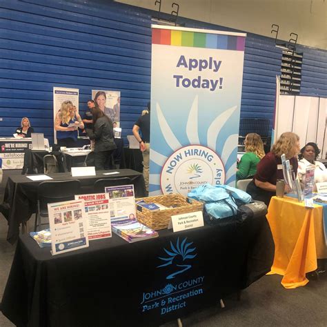 Job Fair Booth Ideas 8 Job Fair Table Ideas To Make A Lasting